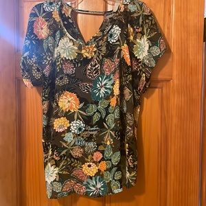 Pretty floral blouse